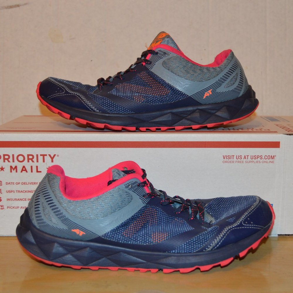 Womens New Balance WT590 Running shoes sz 11 B VGC